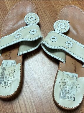 Jack Rogers Jacks Classic Flat Sandal Off White Leather Thong Flip Flop Size 8